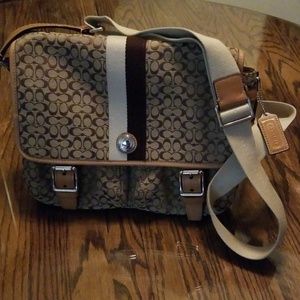 Coach Messenger cross body messenger bag